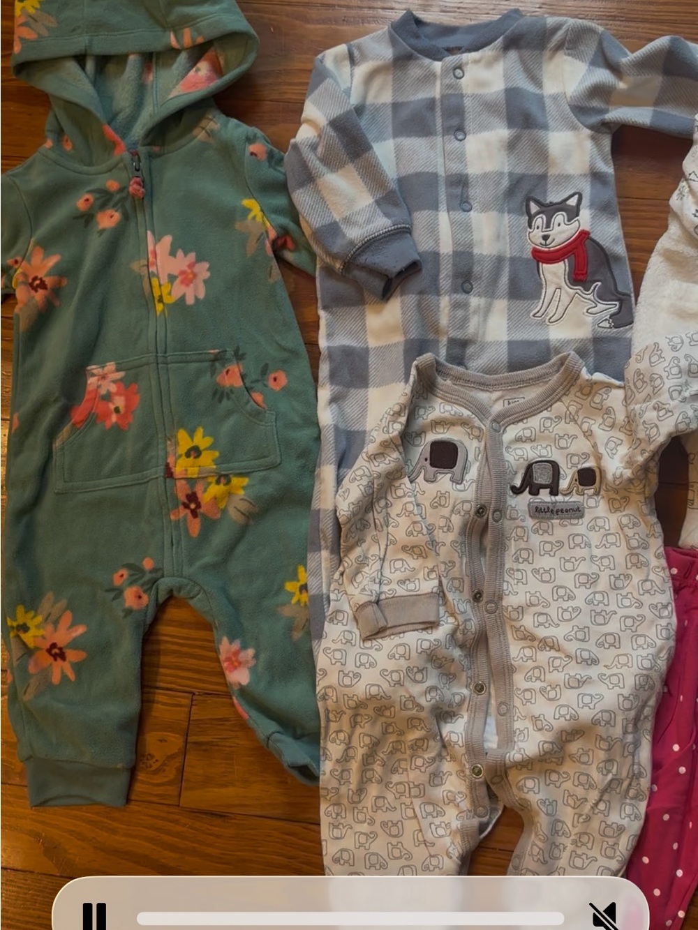 Carter's Baby Girl 6 mo bundle in excellent condition